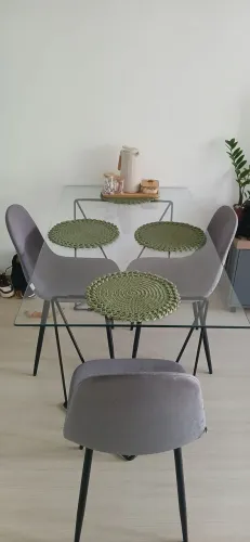 Mesa com 4 cadeiras