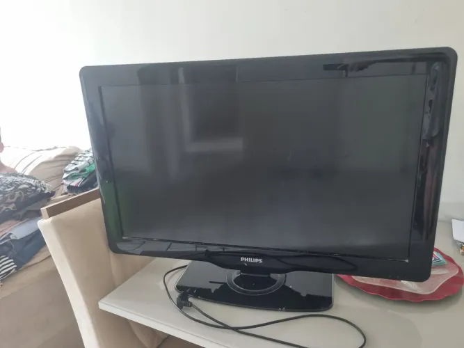 Tv PHILIPS Full HD imagem perfeita + conversor digital OPOETUNIDADE