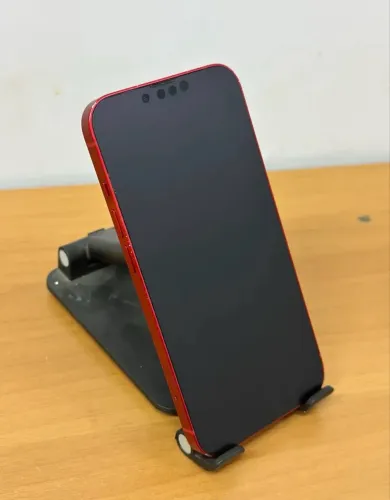 iPhone 13 vermelho
