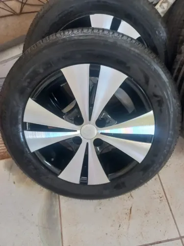 ARO 15 Pneus 185/60