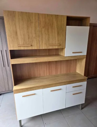 Armários de Cozinha novos na caixa mais montagem incluso.