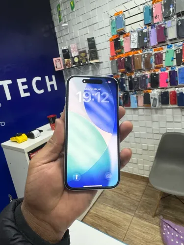 iPhone 15 128Gb bateria 85% 