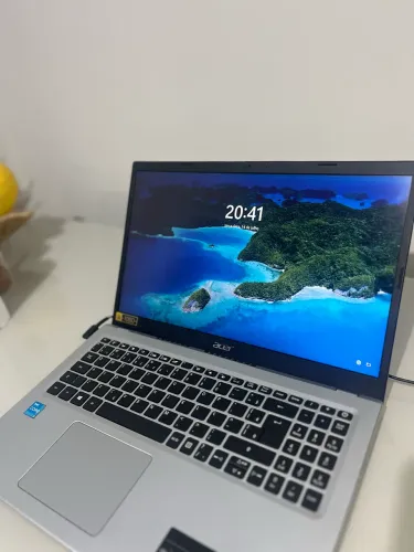 Notebook Acer Aspire 5 (pra sair logo)