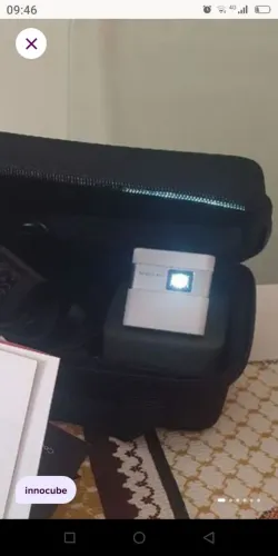 Mini projetor inoocube defeito semi-novo
