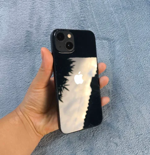 iPhone 13. Todo original. Bateria 77.