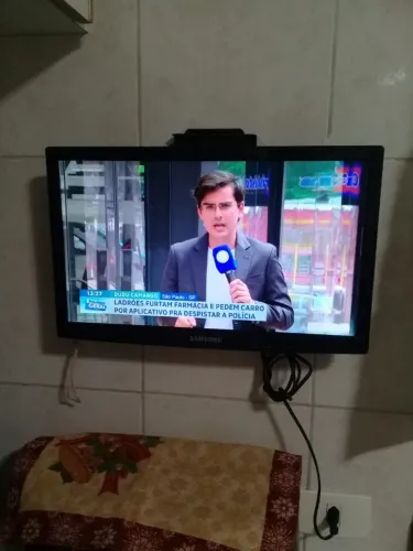 Tv Samsung T19b300 Led Apenas pagamento e retirada em mãos/ olx pay não aceito