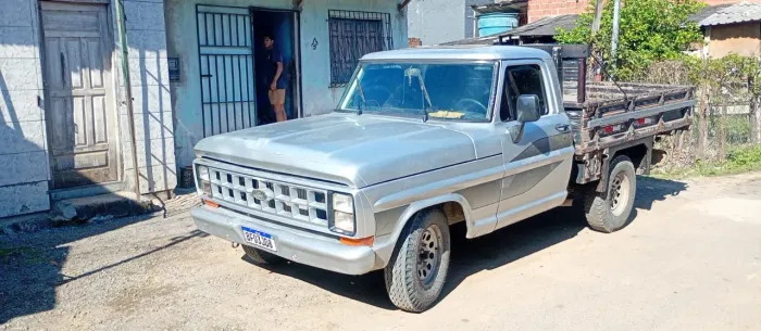 Ford F-1000 Super Diesel / Super Diesel Turbo 1990