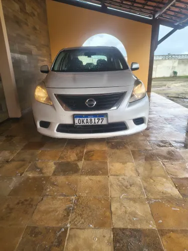 Nissan Versa S 1.6 16V Flex Fuel 4P Mec. 2013