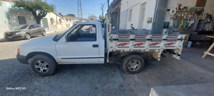 Chevrolet S10 Pick-up Std. 2.2 MPFI / EFI 1999