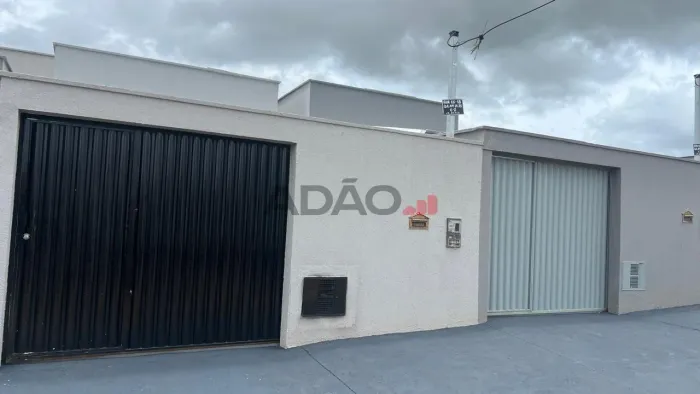CASA JARDIM ESCALA TRINDADE Casa de Rua com 2 Quarto(s) e 2 banheiro(s) à Venda, 73.00 por
