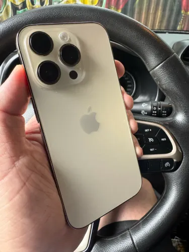 iPhone 14 Pro 128gb top