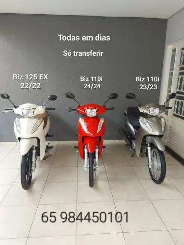 Tenho 3 Honda biz muito conservadas, em meu nome Transfere no ato, chama na proposta