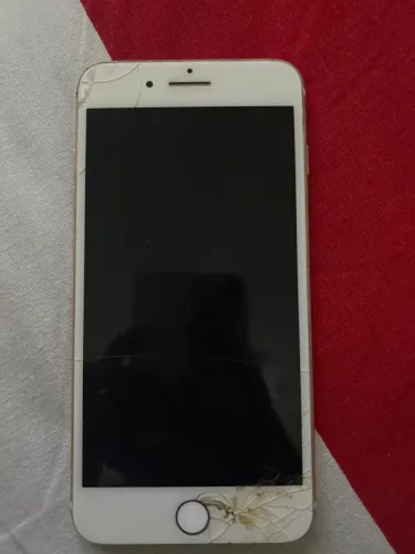 Iphone 7 plus, 32GB ou 64GB (não me lembro bem)