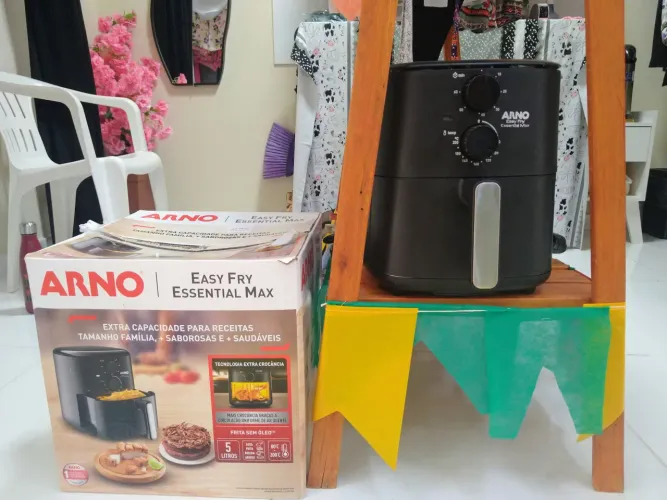 R$300, NOVA