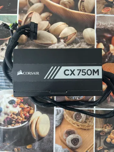 Fonte Corsair CX750 750W Semi Modular