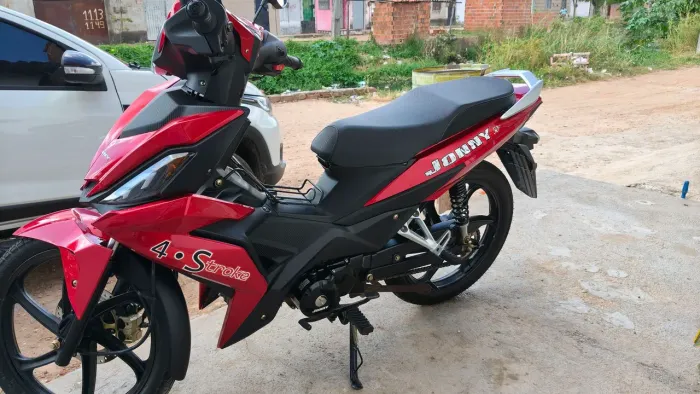 Vendo moto Jonny 