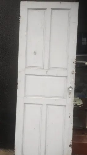 Folha de porta de madeira maciça 2,10 x 0,70