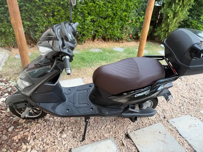 Scooter moto elétrica Conqueste