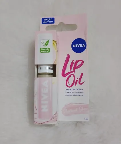 GLOSS LIP OIL NIVEA NATURAL GLOW EDIÇÃO LIMITADA (LACRADO)