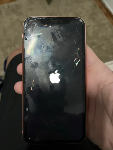 iPhone XR 128gb 77% bateria