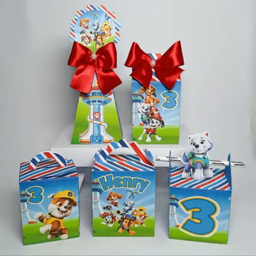 Lembrancinhas personalizadas ? fazemos em qualquer tema !