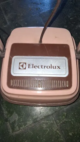 Enceradeira Electrolux