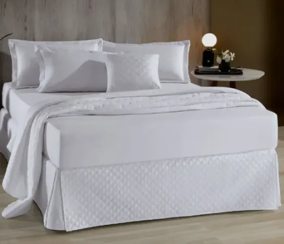 Saia box metalassada branca, queen size