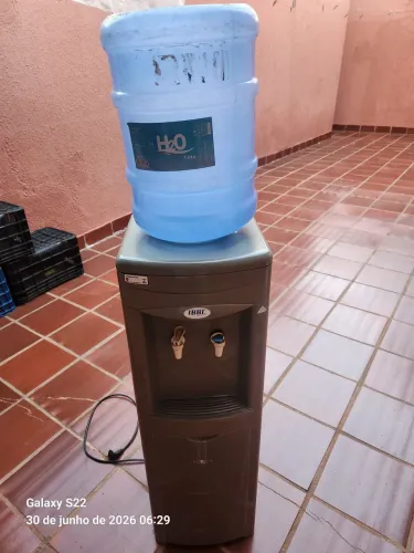 Bebedouro de água IBBL