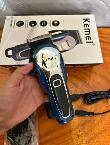 Máquina de Cortar Cabelo Kemei sem fio KM-1995