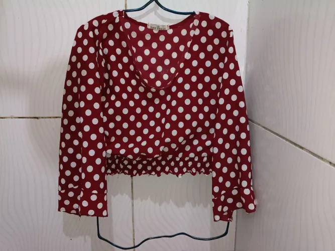 Blusa Cropped Poá Feminina M