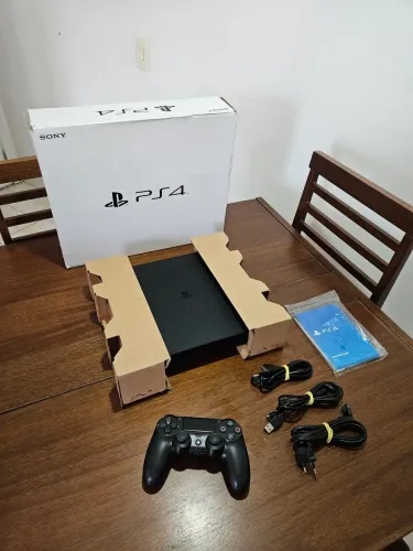 Playstation 4 Slim - PS4 500 GB