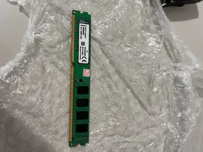 Memória RAM 8GB DDR3 1333MHz Kingston