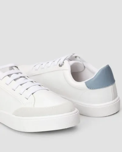 Tênis feminino