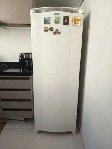 Vendo geladeira Consul Frost Free ,orinal nunca foi para concerto
