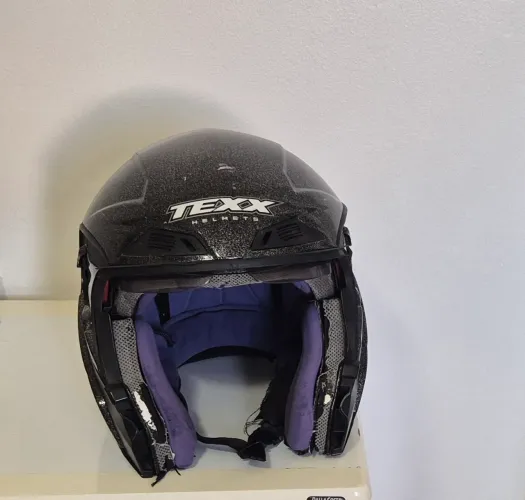 Capacete