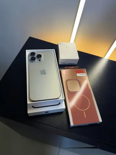 iPhone 16 Pro Max 256 Gigas