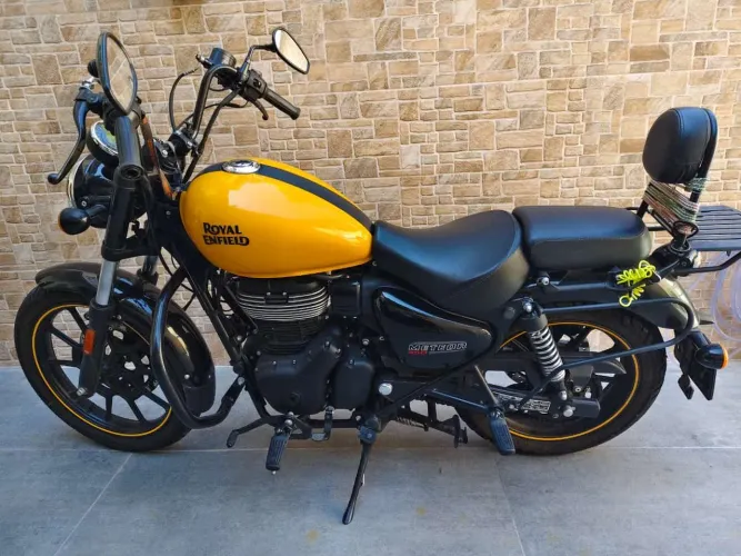 Vendo Royal enfield 2024.