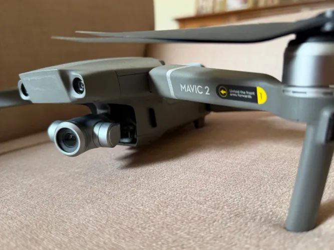 Drone Dji Mavic 2 ZOOM IMPECÁVEL