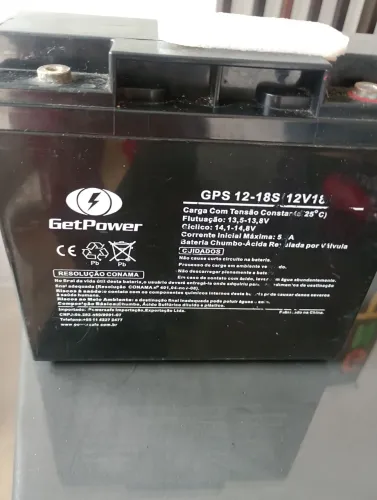 Vende - se uma bateria para jetskie 