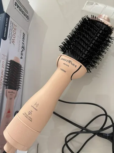 Escova Secadora Britânia Soft 4 em 1 - Nunca Usada