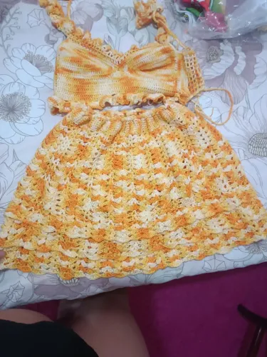 Roupas de crochê (4 peças por 100) só precisa confirmar PARA RECEBER O PRODUTO