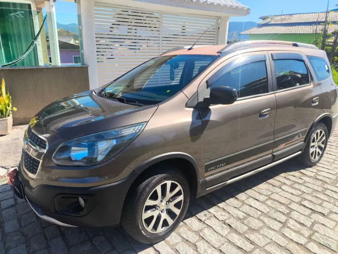Chevrolet Spin Activ 1.8 8V Econo. Flex 5P Aut. 2016