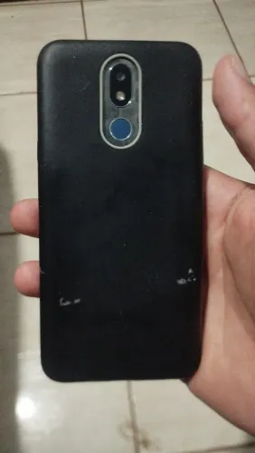 LG K12+ usado