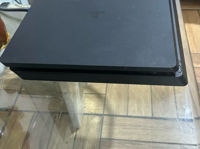 Vendo PS4 Slim 500GB