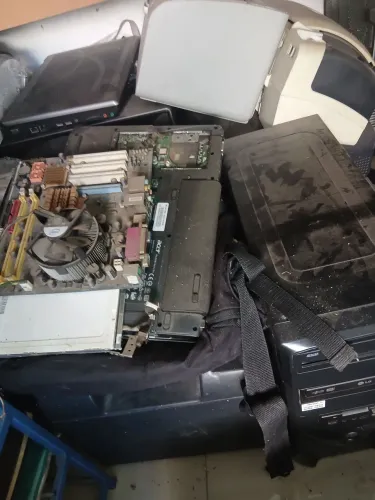 Computadores e notebooks  reutilizável 