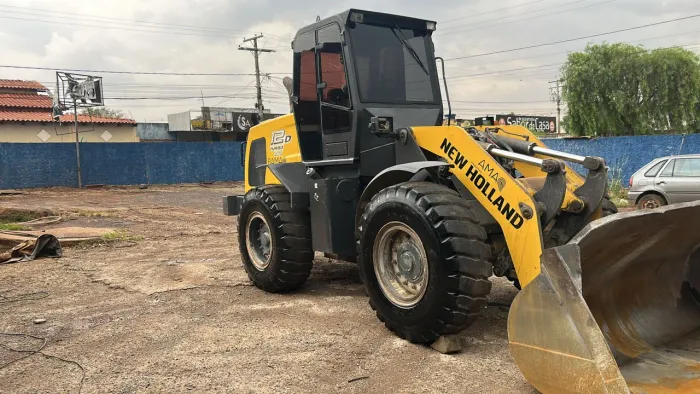 Pa Carregadeira New Holland