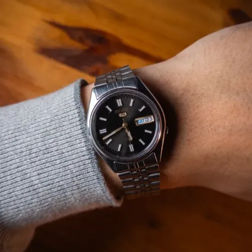 Seiko 5 7s26-6000 Vintage 1999 Automático - Mostrador Preto Texturizado 37mm - PF231