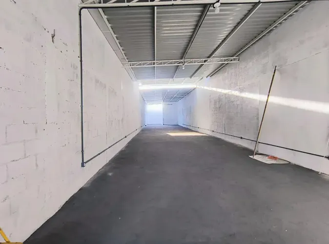 Imóvel para aluguel possui 210 metros quadrados em Nossa Senhora de Fátima - Itabuna - BA
