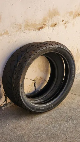 PAR PNEUS HARLEY-DAVIDSON 883 - 100/90-19 +150/80-16 IRON TECHNIC