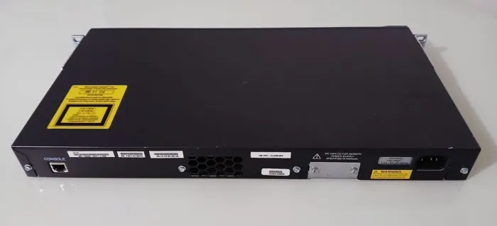 Switch Cisco Catalyst 2960 24 Portas Gerenciável